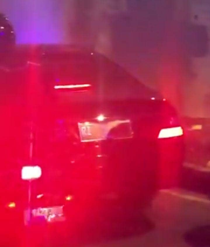 Video iringan Presiden Jokowi terjebak kemacetan di Jalan Prof DR Satrio, Kuningan, Jakarta Selatan, Kamis (28//11). (Twitter/@catuaries)