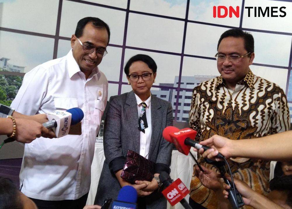 Menteri Luar Negeri Retno Marsudi (tengah). (IDN Times/Helmi Shemi)