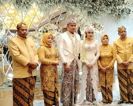 instagram.com/melatipengantin