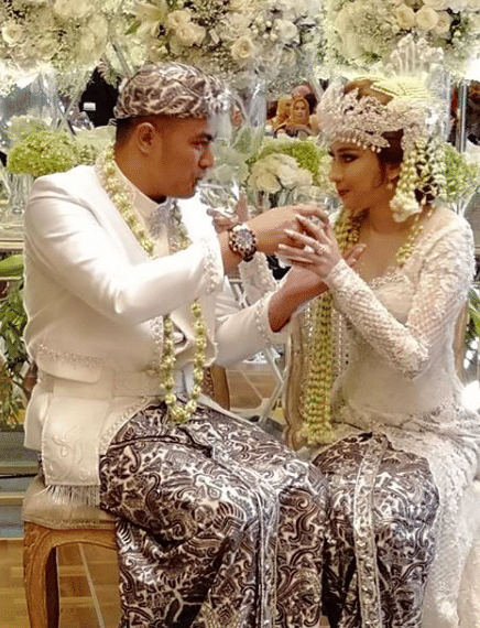 instagram.com/melatipengantin