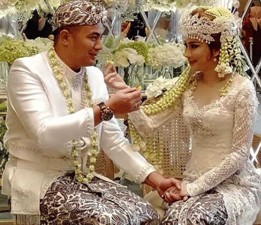 instagram.com/melatipengantin