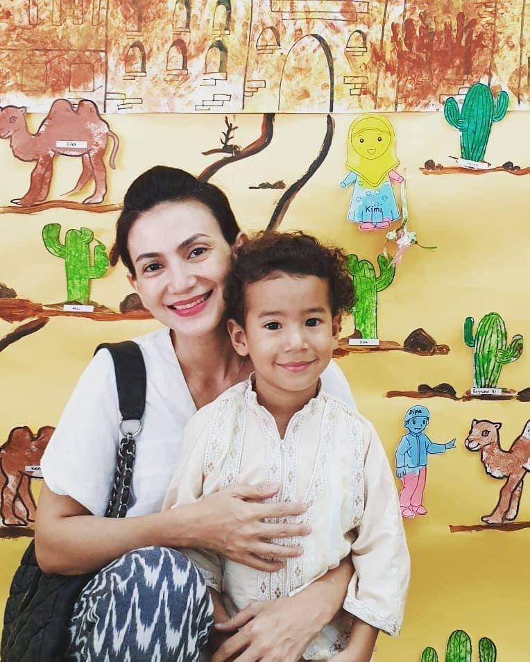 Instagram/wanda_hamidah