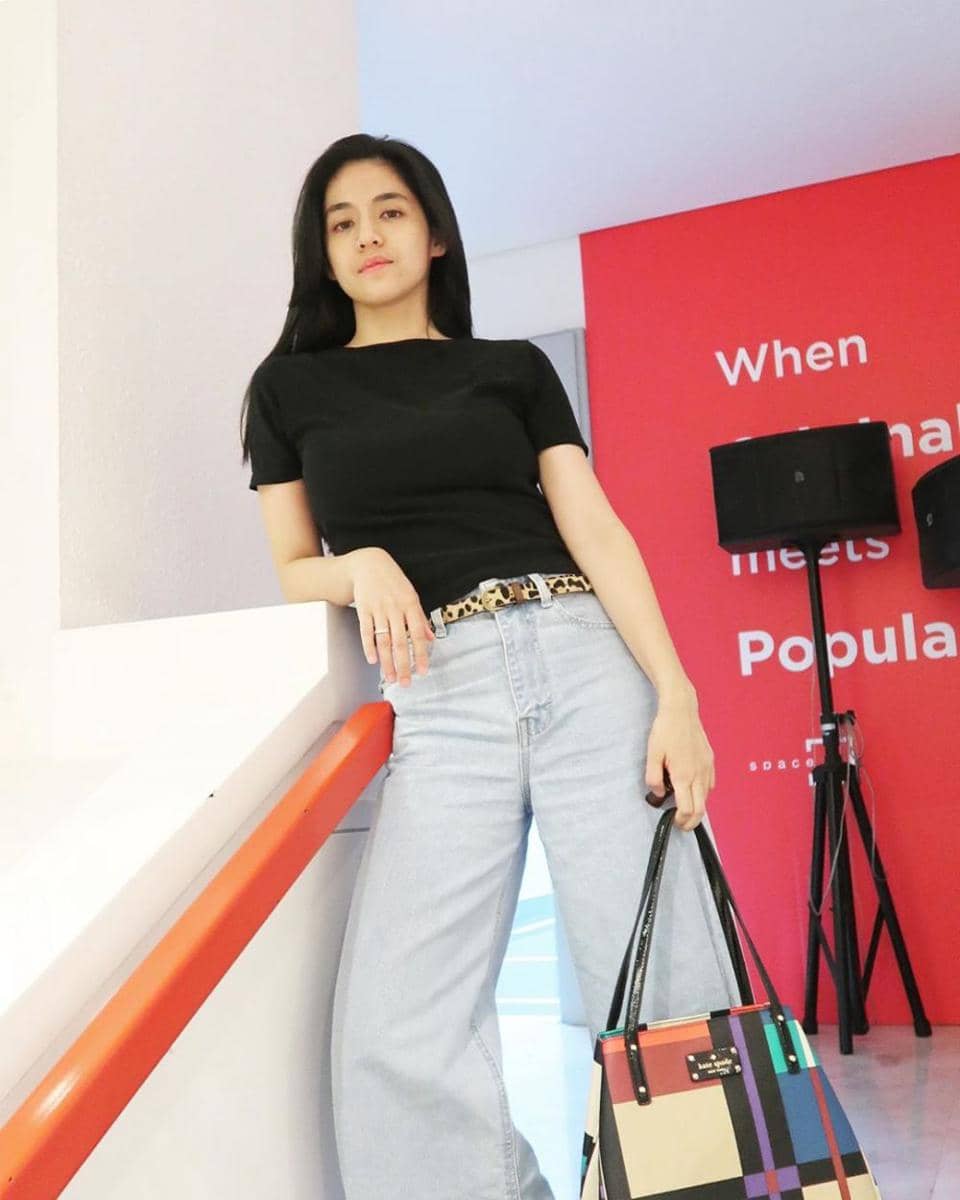 Instagram.com/putriuna