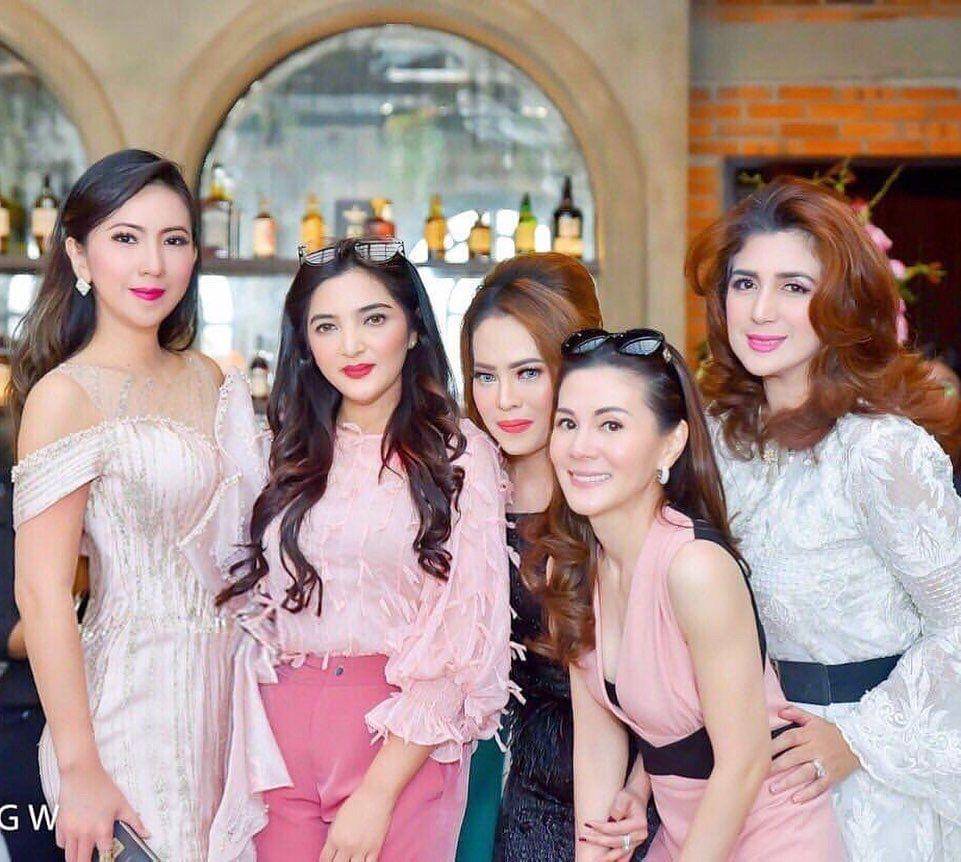 instagram.com/margaretvivi