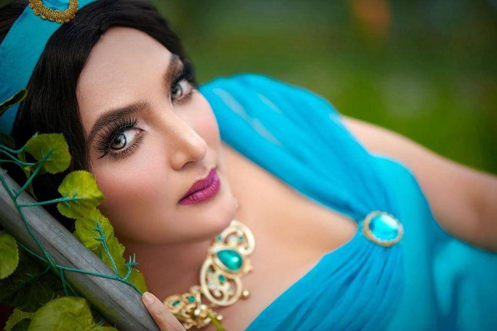 instagram.com/ashanty_ash