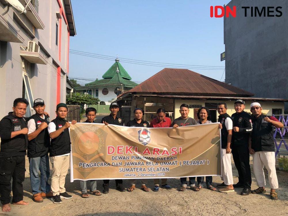 Para deklarator Ormas Pejabat Sumsel, sesaat sebelum berangkat ke Jakarta untuk mengikuti alumni 212 di Jakarta (IDN Times/Rangga Erfizal)