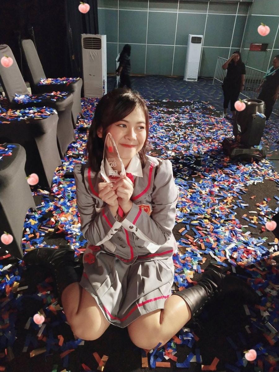 twitter.com/fidly_jkt48