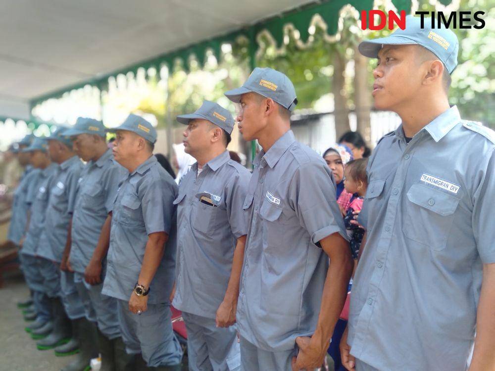 10 KK diberangkatkan transmigrasi ke Kabupaten Bulungan Kaltara. IDN Times/Daruwaskita