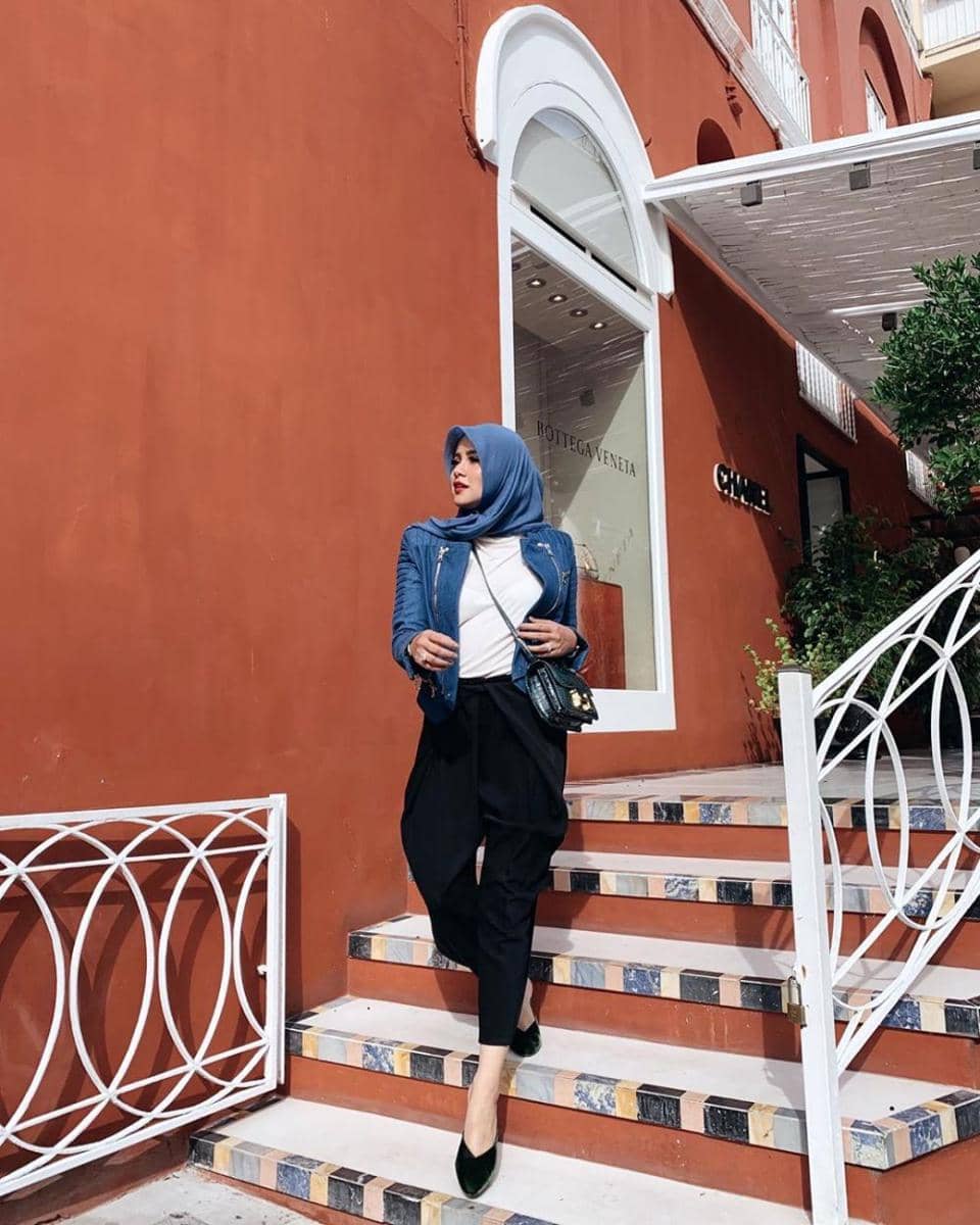 Instagram/ollaramlanaufar