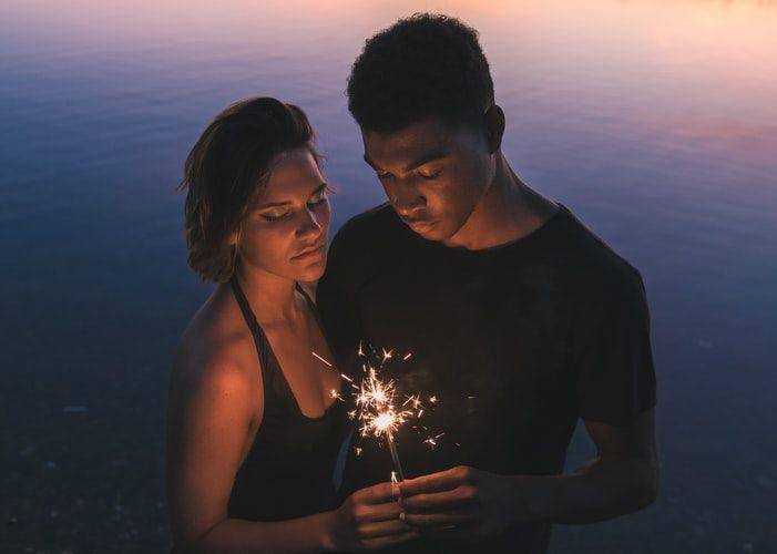 unsplash.com/@alexiby