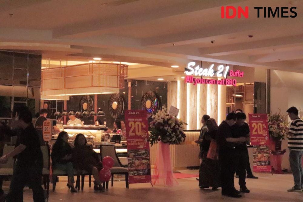 Kuliner di Deli Park Mall sajikan diskon (IDN Times/Yurika Febrianti)