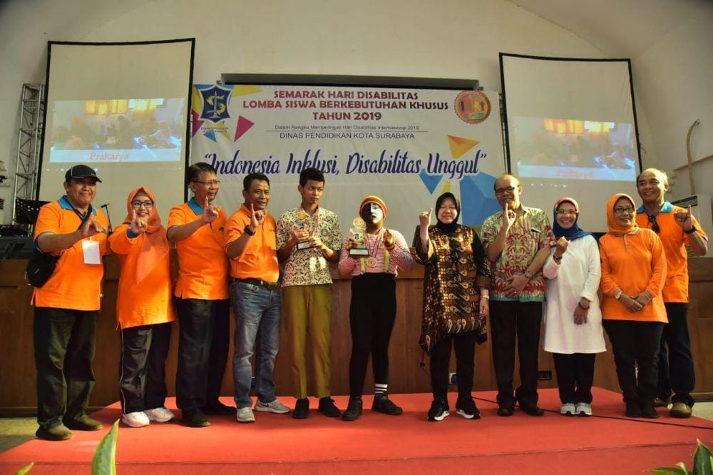 Wali Kota Surabaya Tri Rismaharini saat menghadiri acara Semarak Hari Disabilitas, Minggu (1/12). Dok Humas Pemkot Surabaya