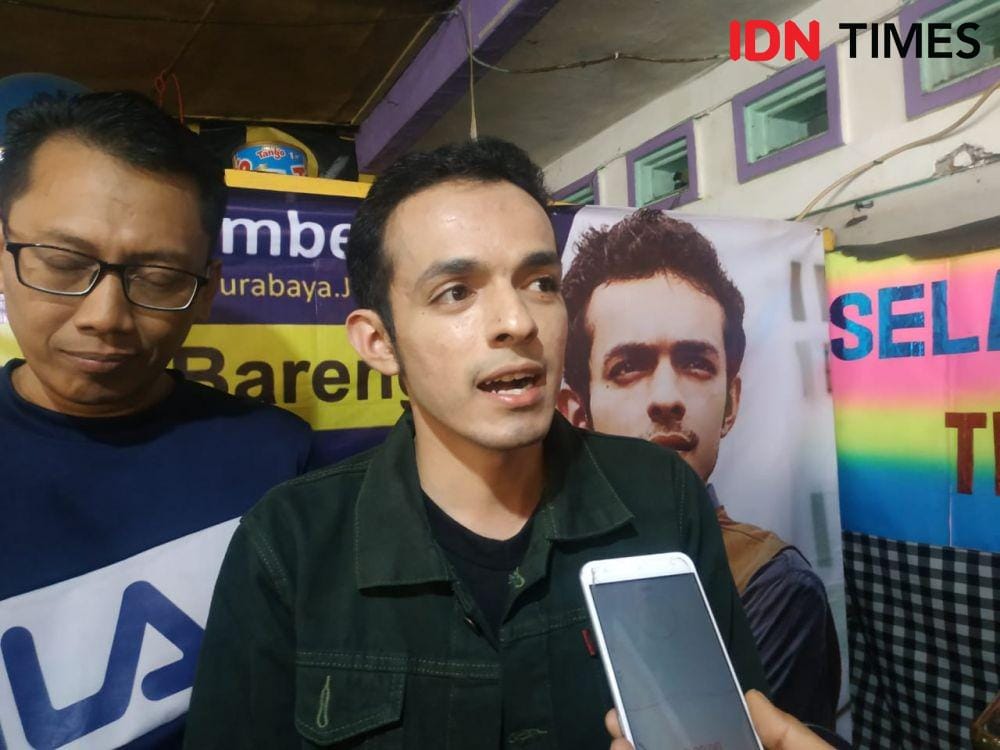 Gamal Albinsaid saat mendeklarasikan dirinya sebagai cawali Kota Surabaya, Minggu (1/12). IDN Times/Fitria Madia