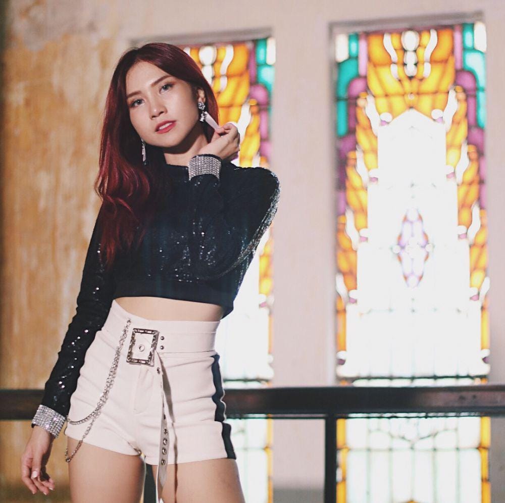 Instagram.com/natyashina