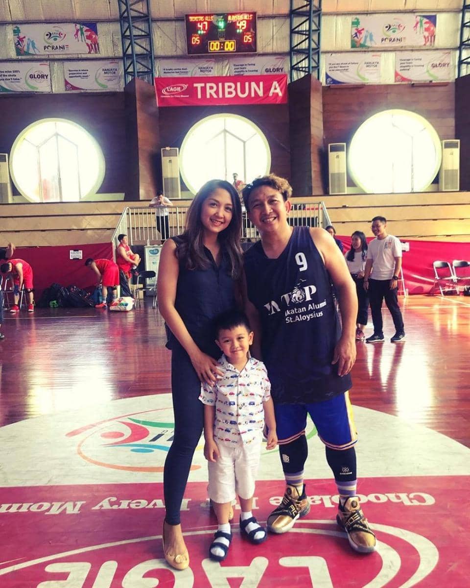 Instagram.com/adrianabustami