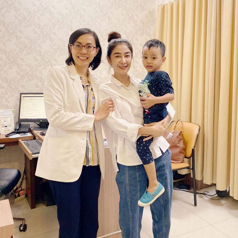 Instagram.com/uutpermatasari