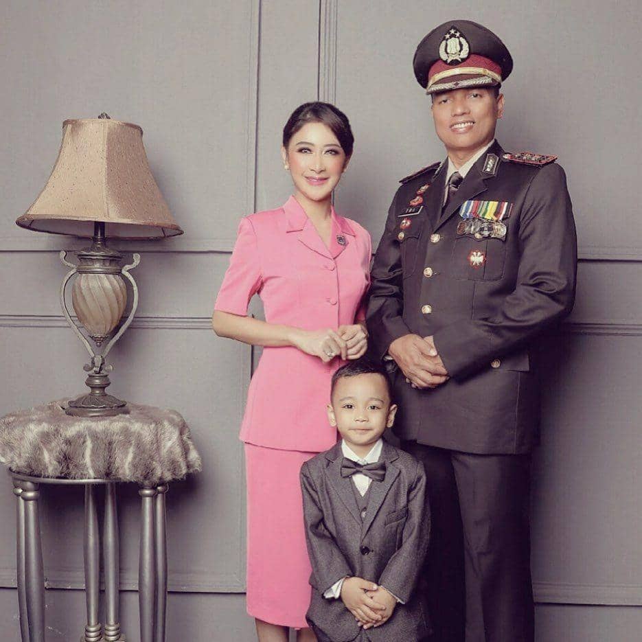 Instagram.com/uutpermatasari