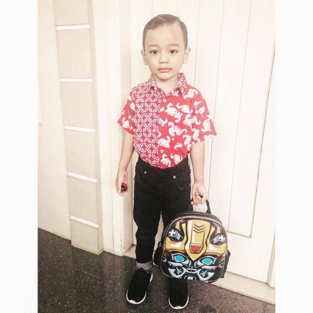 Instagram.com/uutpermatasari