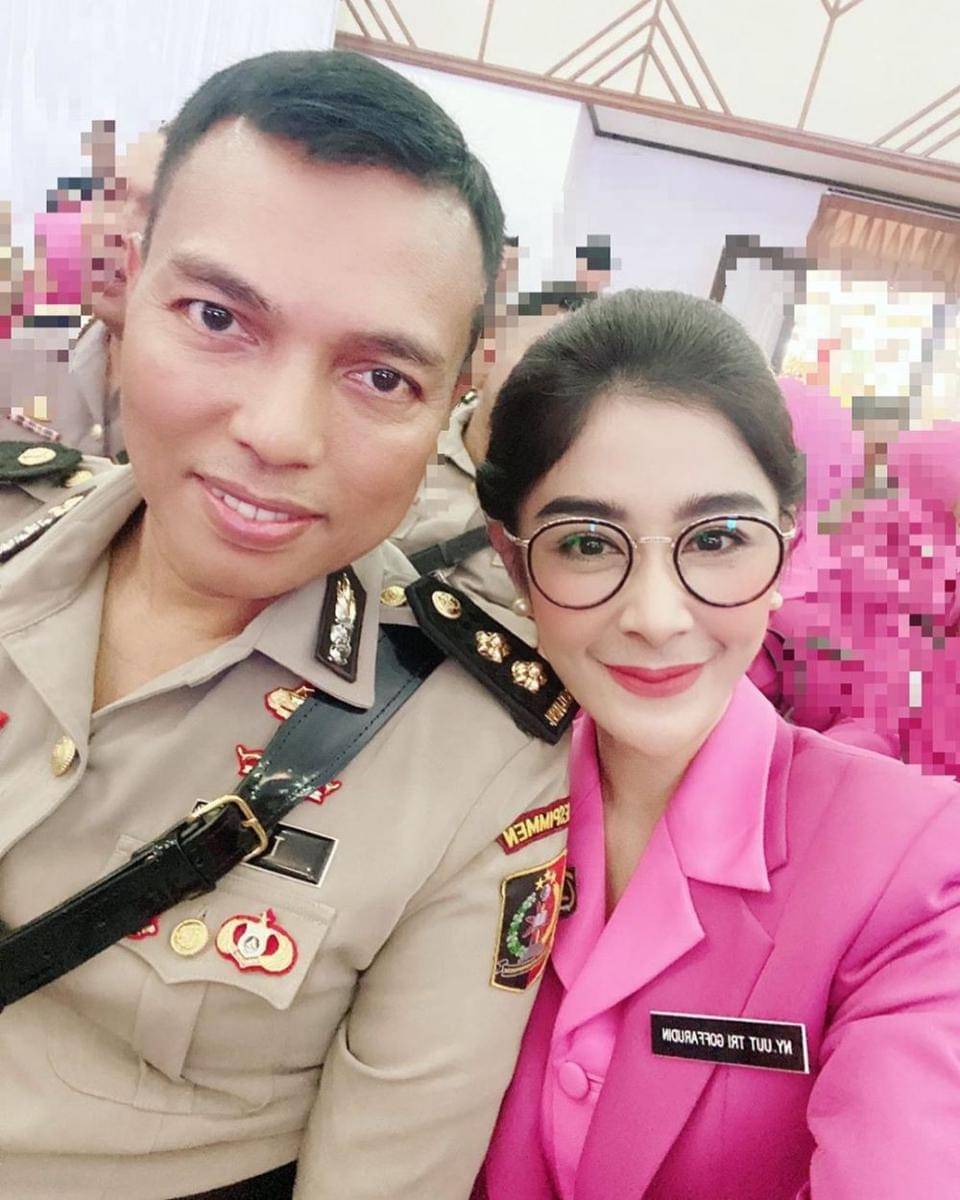 Instagram.com/uutpermatasari