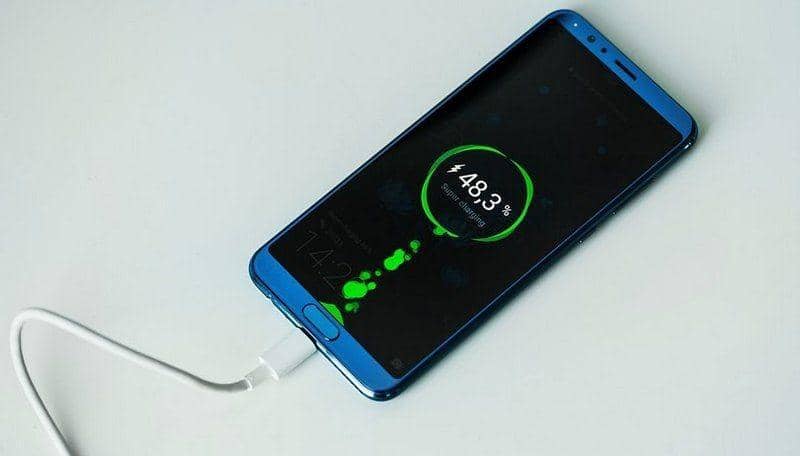 Awas! 3 Hal Ini Bisa Bikin Baterai Smartphone Rusak