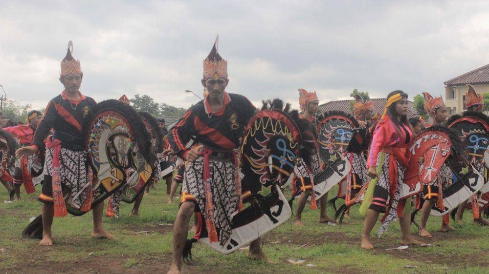 Ilustrasi kuda lumping. (Dok.IDN Times/Istimewa)