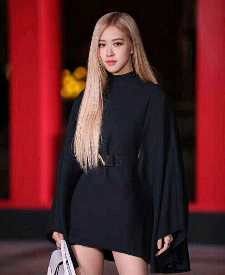 Instagram.com/roses_are_rosie