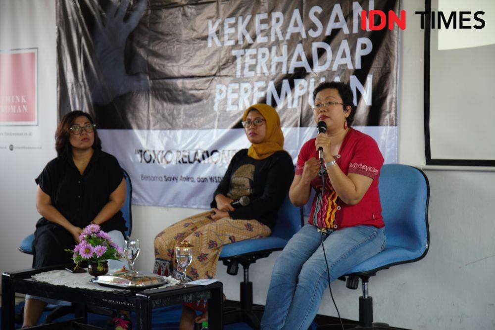 Benedicta Herlina di Kelas Keliling Anti Kekerasan Terhadap Perempuan Tema Toxic Relationship di UPN Surabaya. 27 November 2019.  IDN Times/Fajar Laksmita