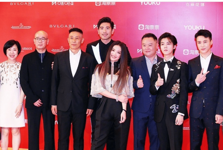 instagram.com/godfreygao