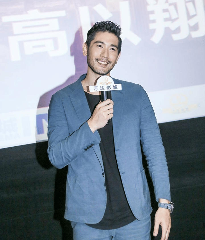 instagram.com/godfreygao