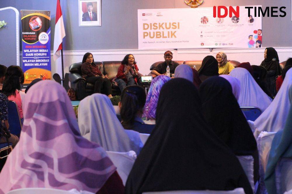 Diskusi Publik di Aula BKKBN Sumatera Utara (IDN Times/Masdalena Napitupulu)