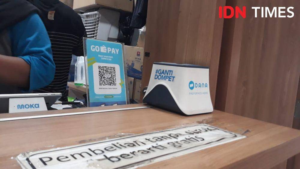 Ilustrasi cashback e-wallet (IDN Times/Indiana Malia)