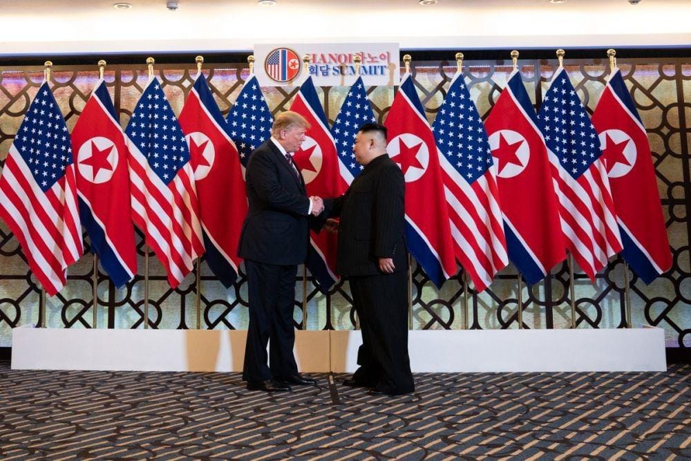 Presiden Amerika Serikat, Donald Trump, bertemu dengan Pemimpin Korea Utara, Kim Jong-un, untuk kedua kalinya di Hanoi, Vietnam, pada 27 Februari 2019. twitter.com/WhiteHouse