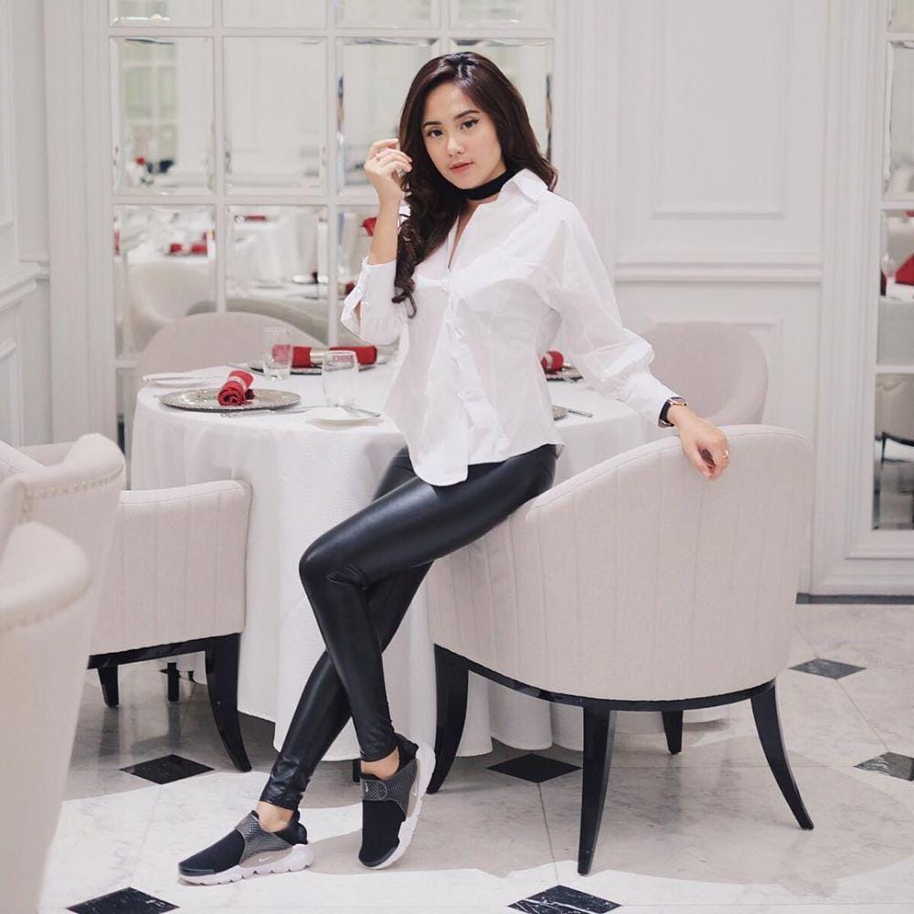 instagram.com/ginameidinaa