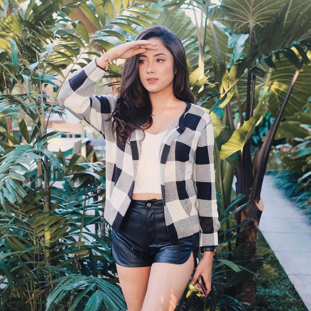 instagram.com/ginameidinaa