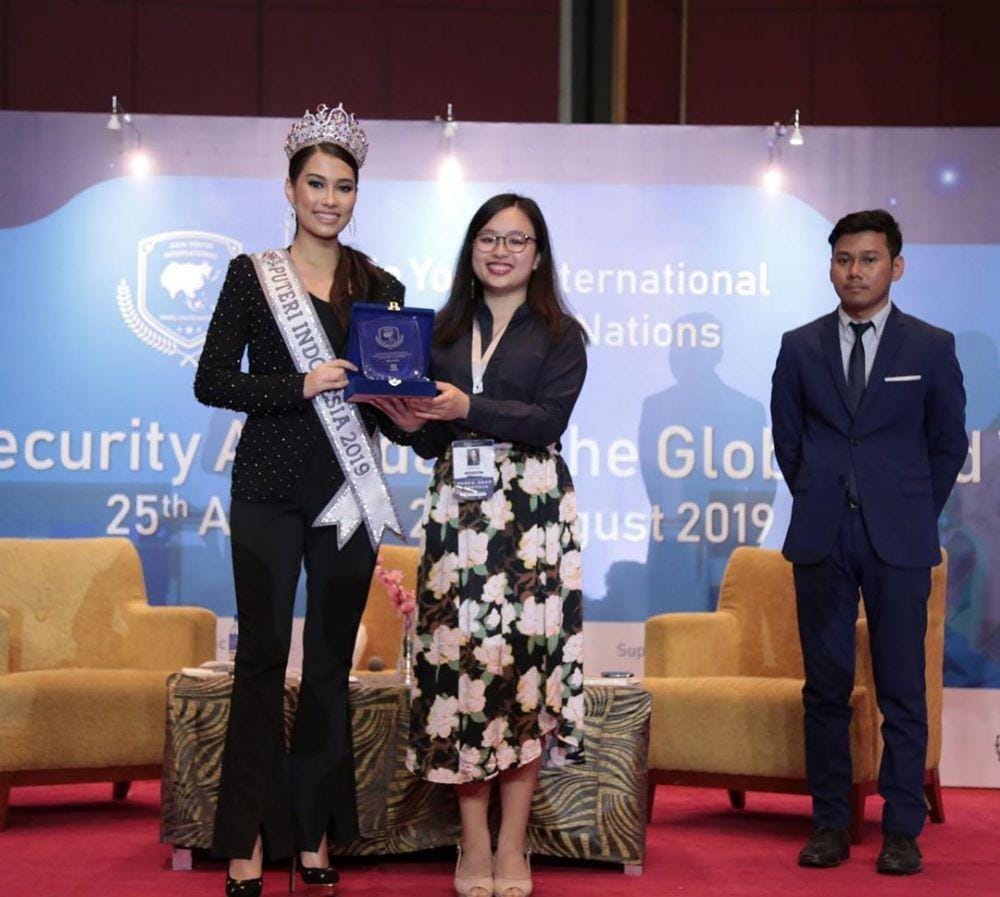 instagram.com/frederikacull