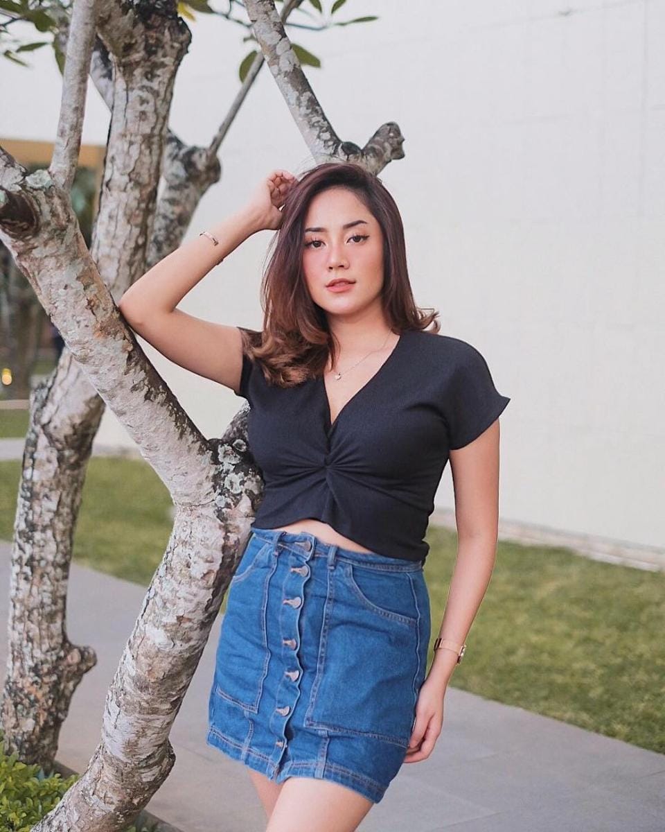 instagram.com/ginameidinaa