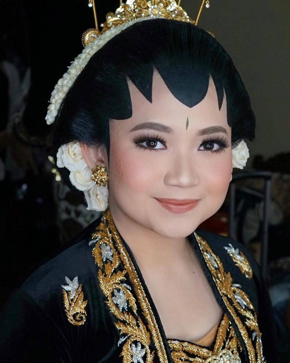 instagram.com/allyssahawadi