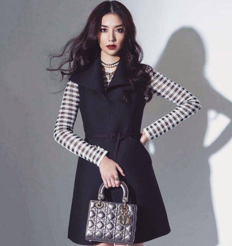 Instagram/vaelovexia