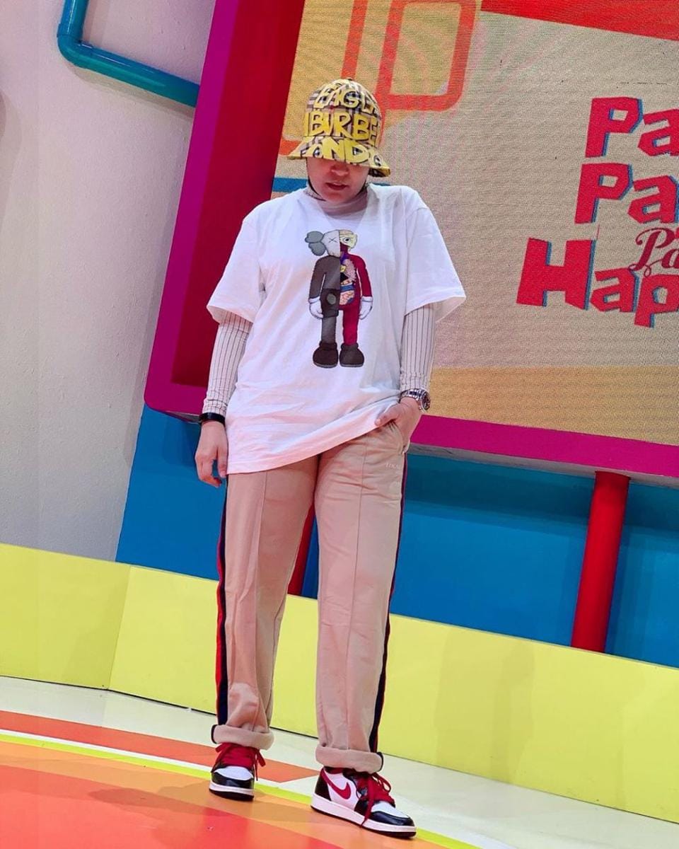 Instagram/astridkuya