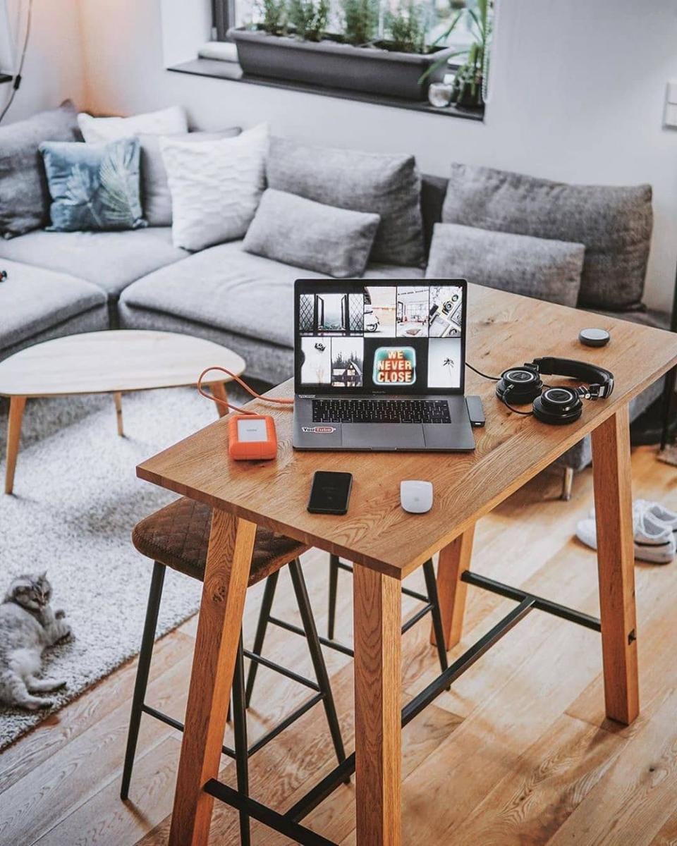 instagram.com/hustlinganywhere