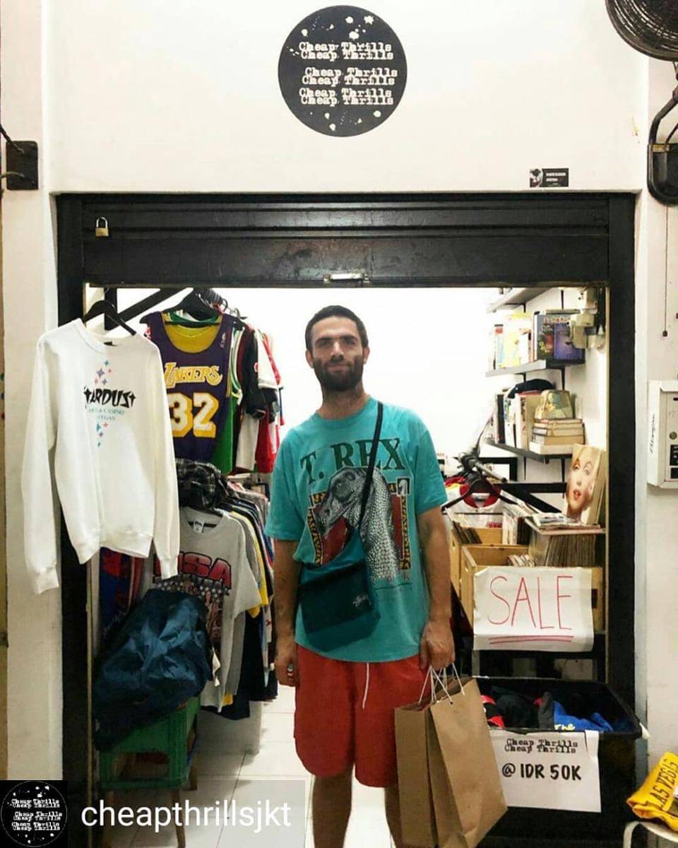 instagram.com/pasarsanta/