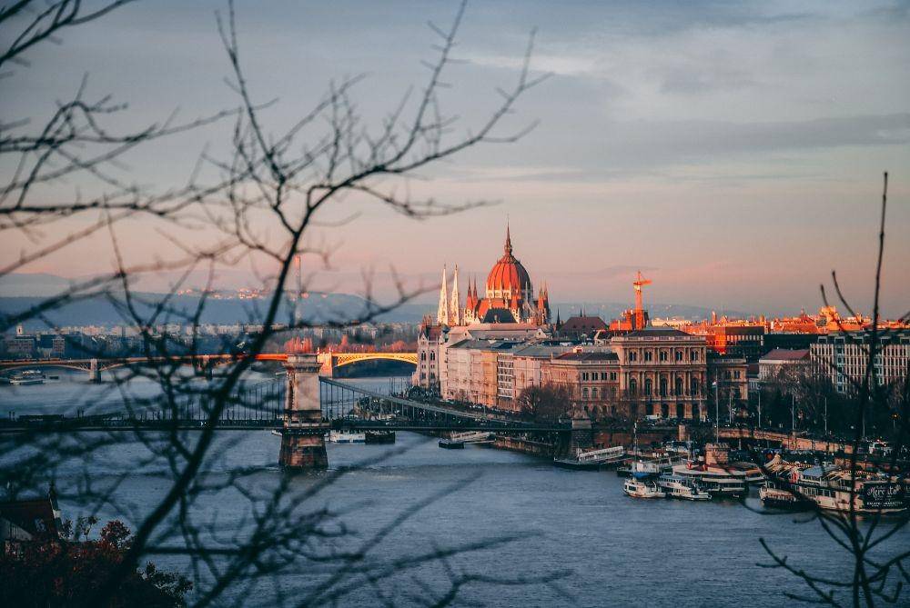 unsplash.com/Dan Novac