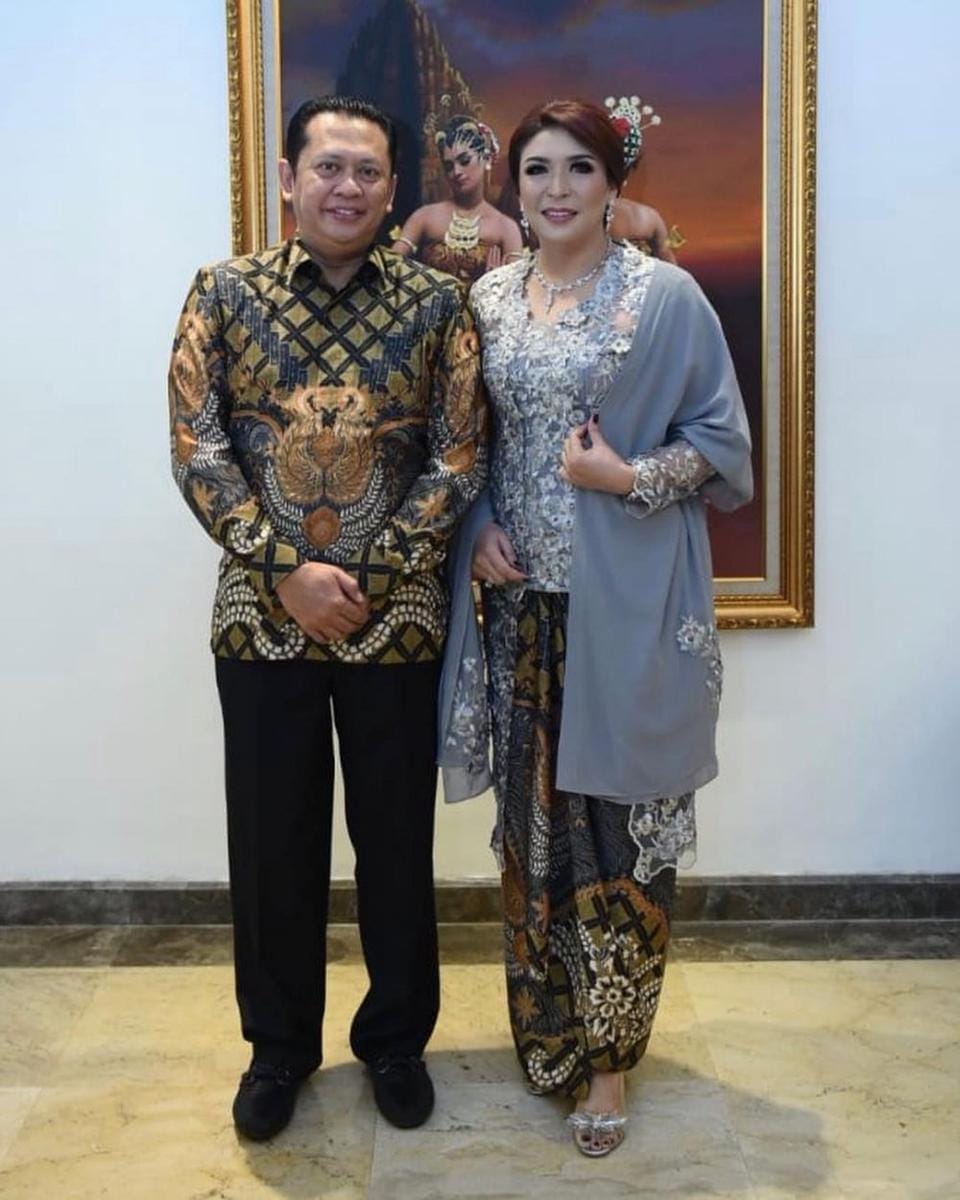 instagram.com/dewi_bamsoet