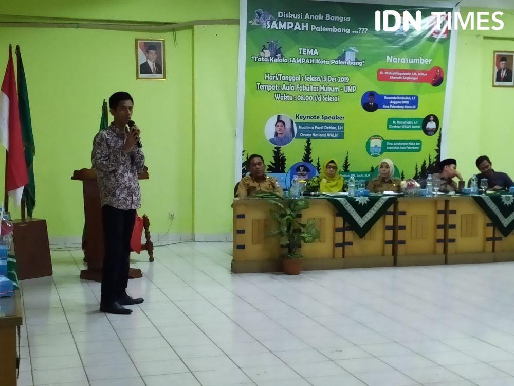 Dewan Nasional Wahana Lingkungan Hidup (Walhi) Mualimin Pardi Dahlan (IDN Times/Feny Maulia Agustin)