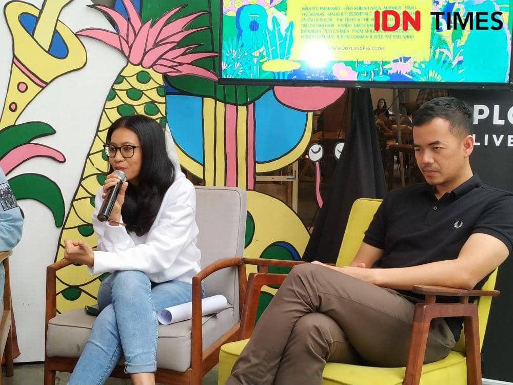 (kiri) Endah dari Endah N Rhesa dalam press conference Joyland Festival 2019 di Jakarta. 3 Desember 2019. IDN Times/Nadia Umara