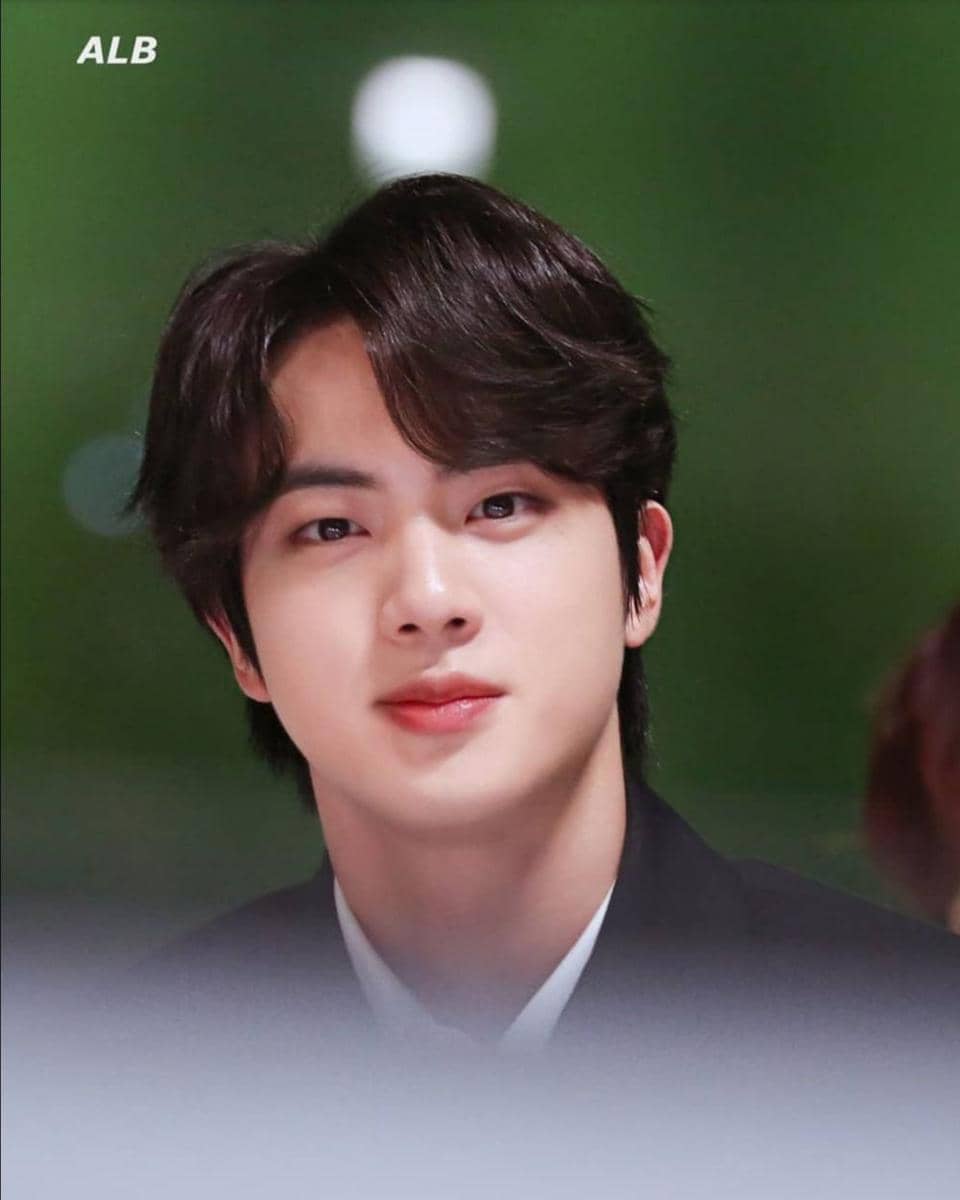 twitter.com/Renisyahrani3