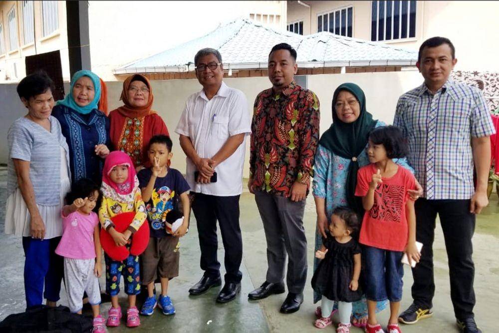 Tim Pemprov Sumut menjemput Mida sekeluarga (dok Humas Pemprov Sumut)