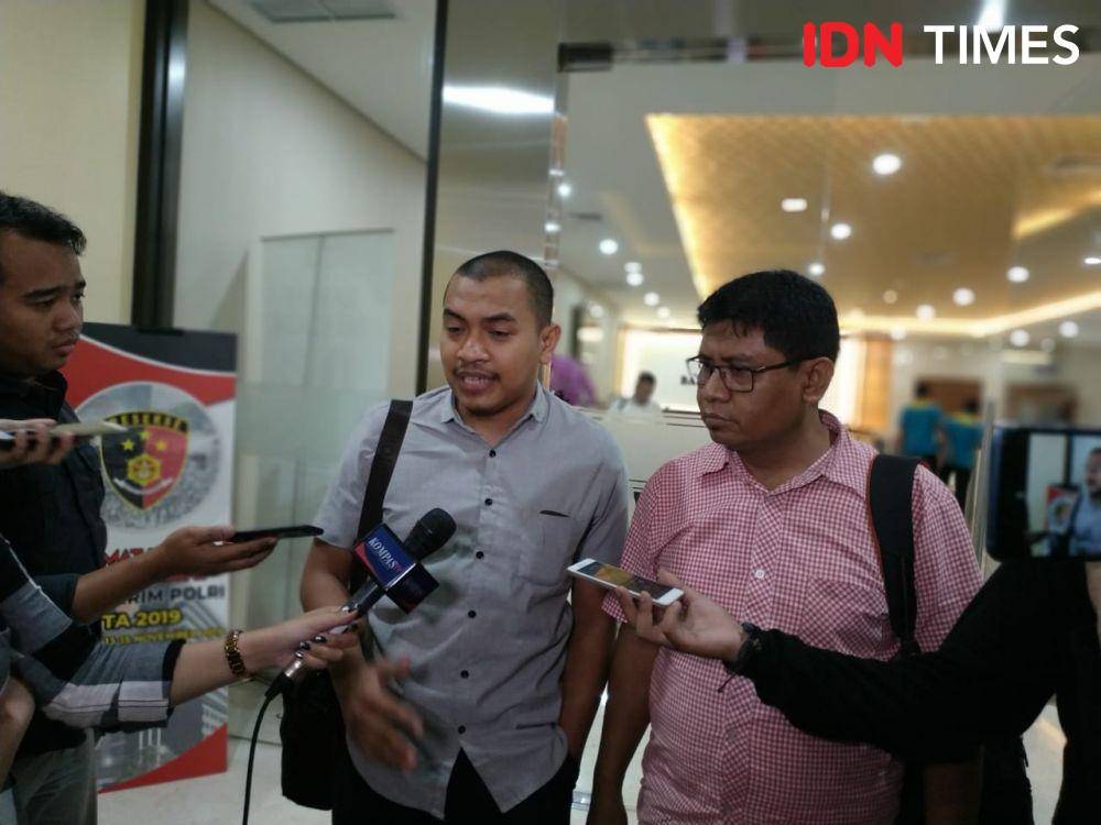 Azis Yanuar, Kuasa Hukum Anggota DPP FPI, Amir Hasanuddin yang melaporkan Gus Muwafiq (IDN Times/Axel Joshua Harianja)