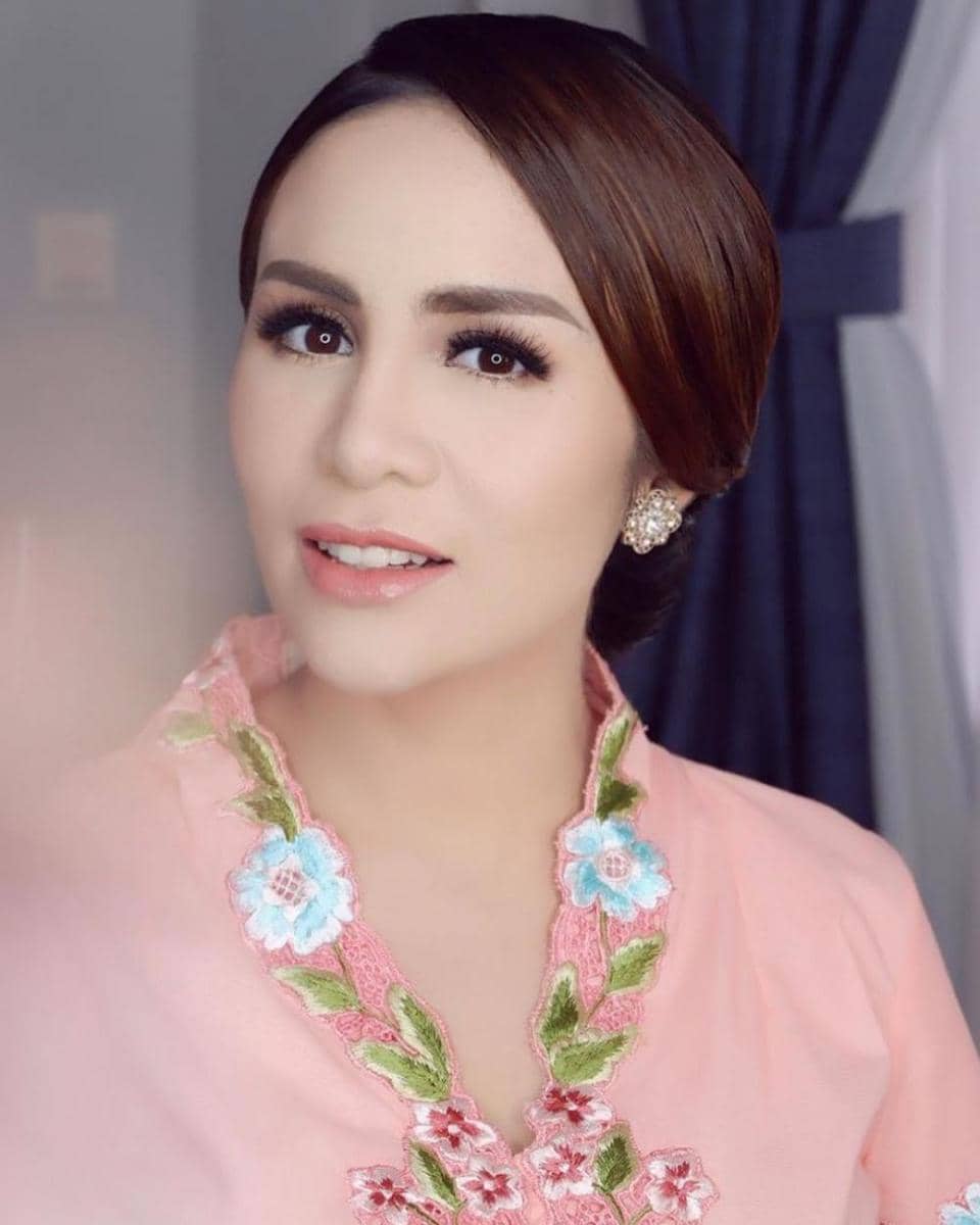 Instagram.com/therealmomogeisha