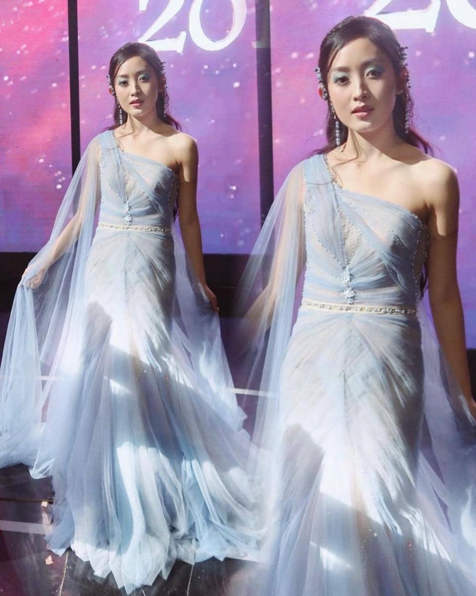 instagram.com/natashawilona12